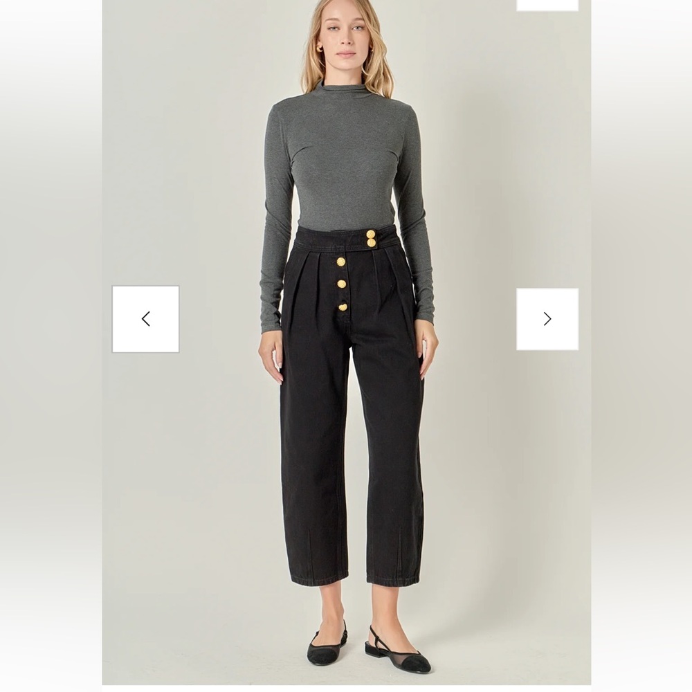 English Factory Premium Denim Cropped Trousers Pants NWT Size Small.